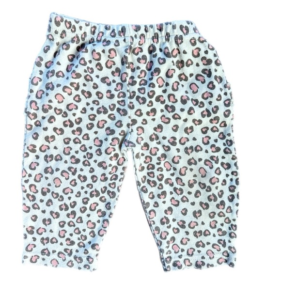 Tiny Details 3-6 Month Girls 2PC Outfit - Snap Onesie & Ruffle Pants - Picture 3 of 5